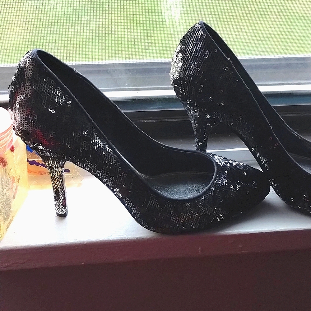 White House Black Market Gold  Yo Black Changing Sequin Shoes